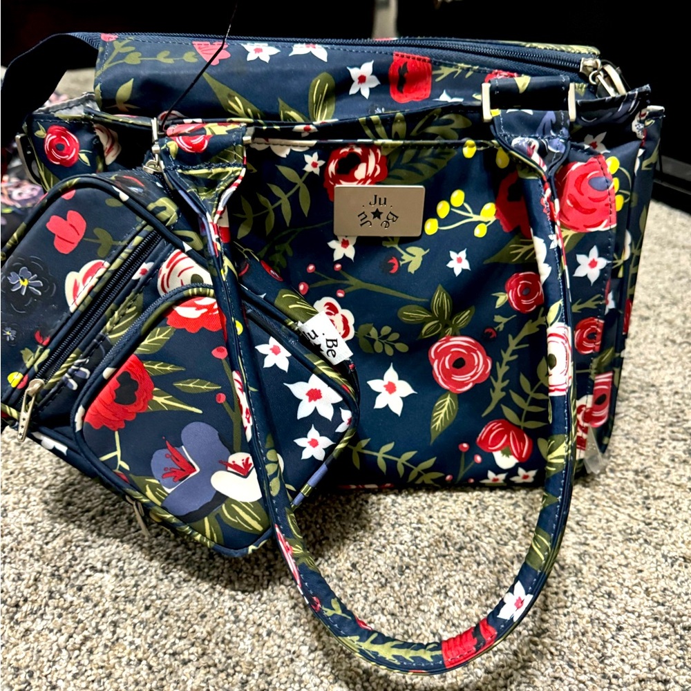 Jujube be sassy and mini helix midnight posey